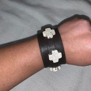 Leather bracelet